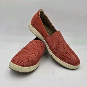 Earth Origins Eclipse Elin Laser Cut Leather Slip-On Sneakers Women's US 9 Coral